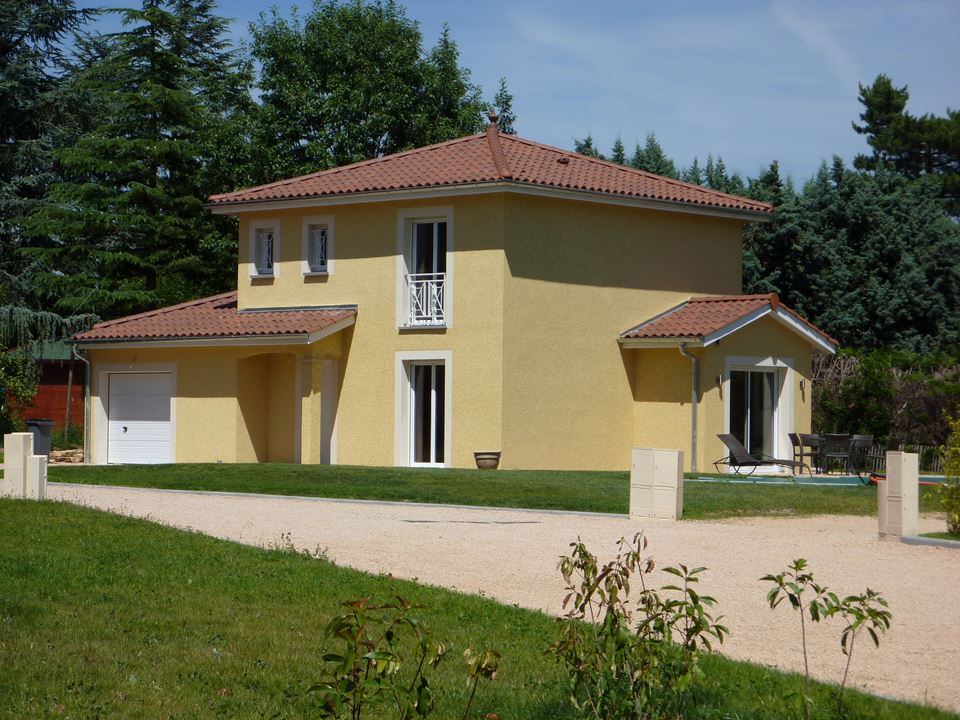 LA TOUR DE SALVAGNY